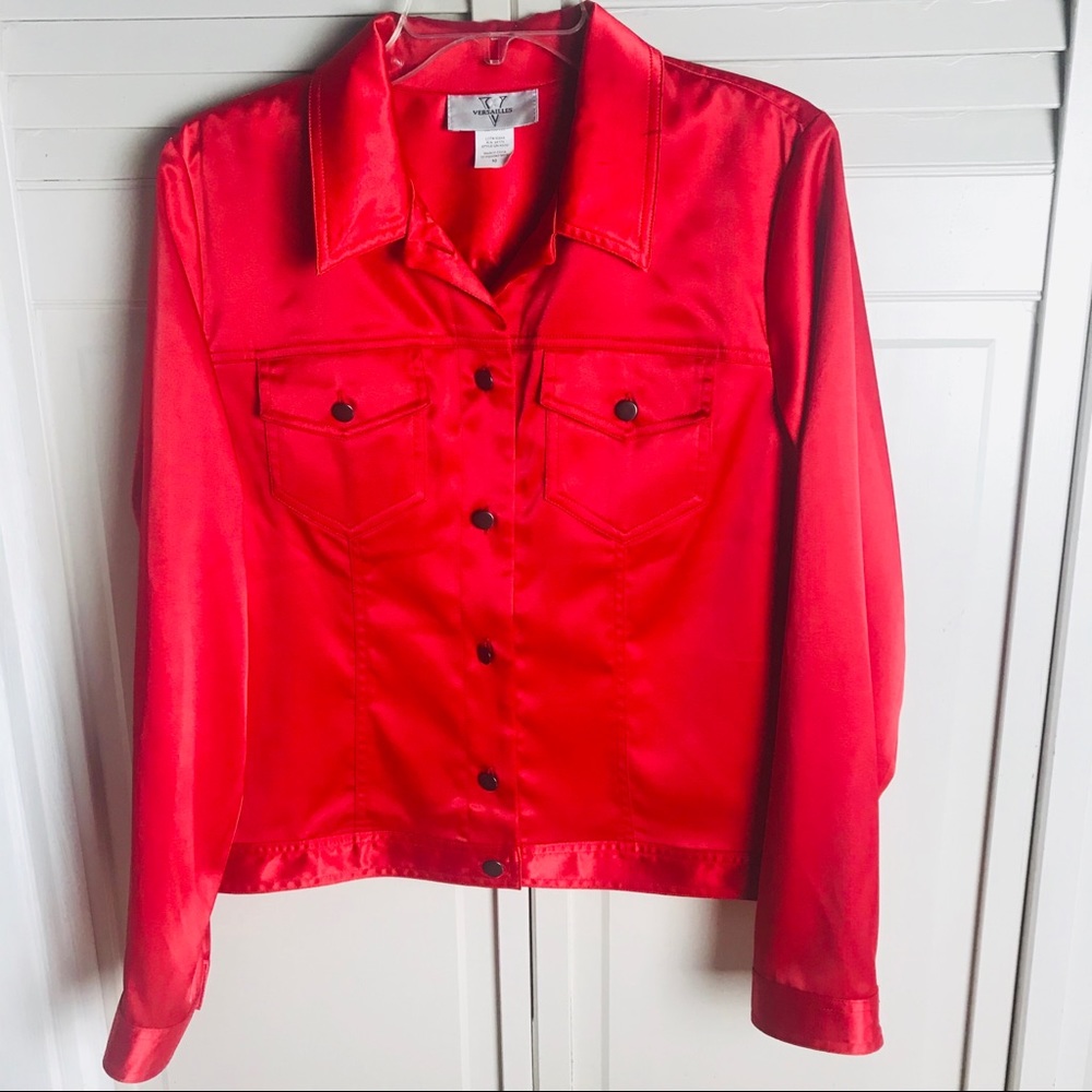 ⭐️Versailles satiny jacket size 10.  NWOT